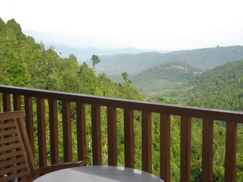 Munduk Sari Resort Esterno foto