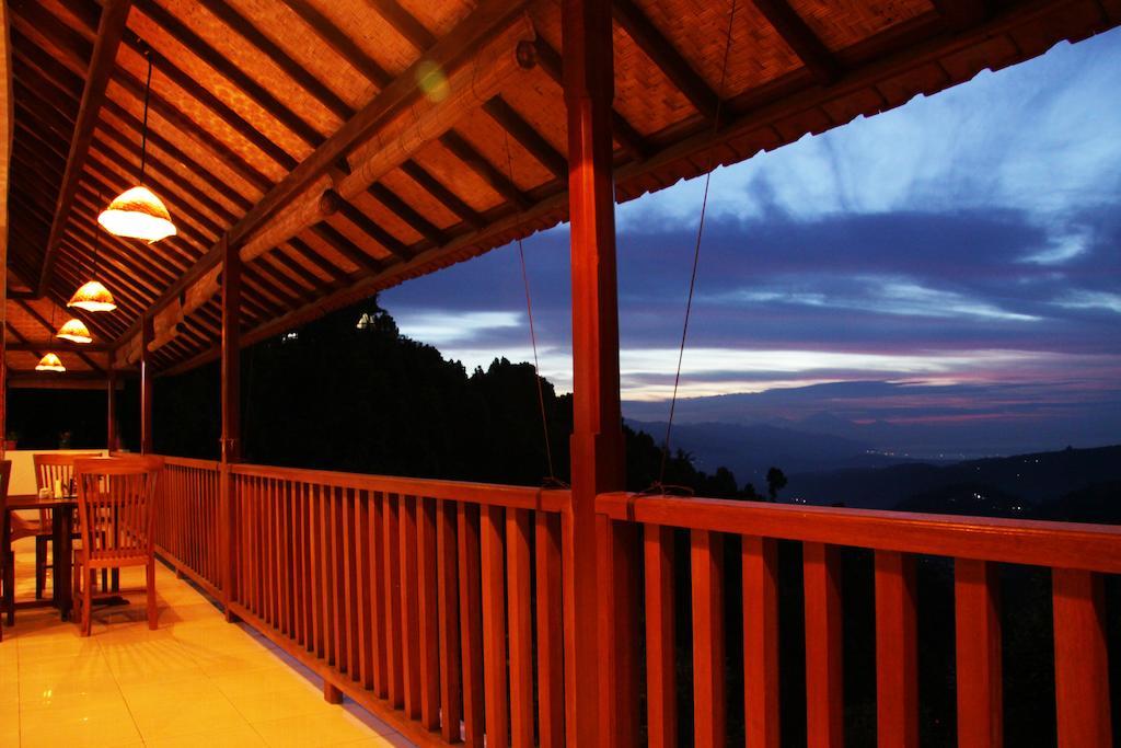 Munduk Sari Resort Esterno foto